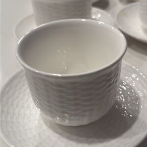 12 Wedgwood Nantucket tea cups and saucers